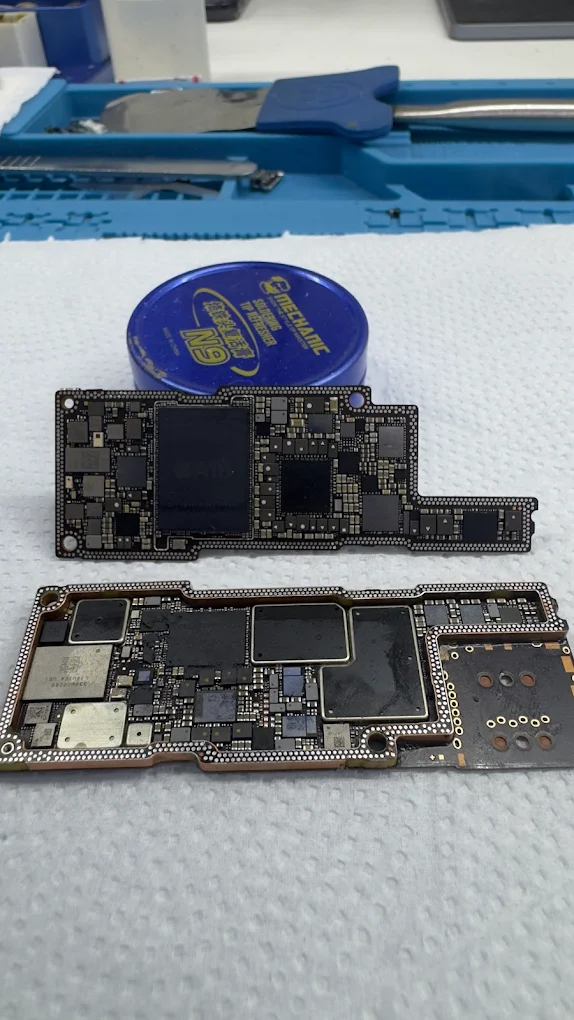 Conector e Áudio
